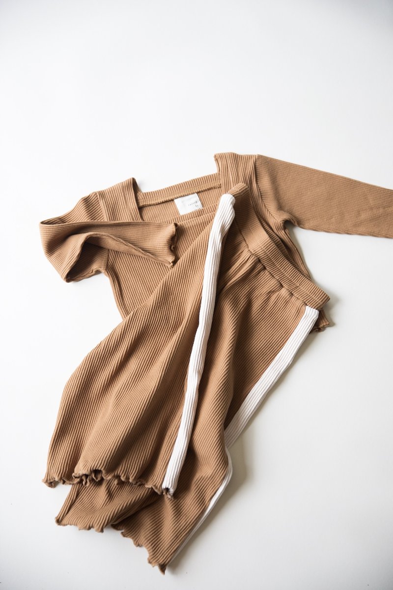 Long Sleeve Kealia Top in Caramel