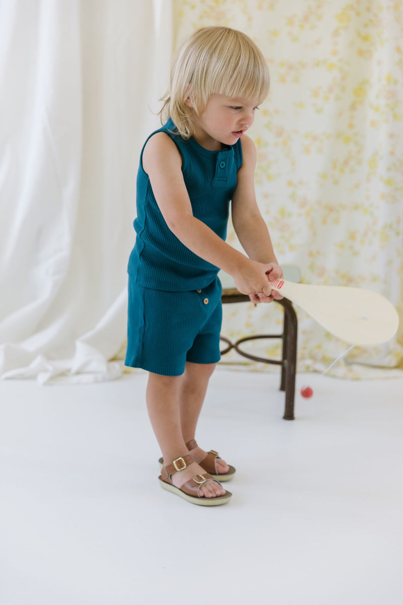 Button Tank